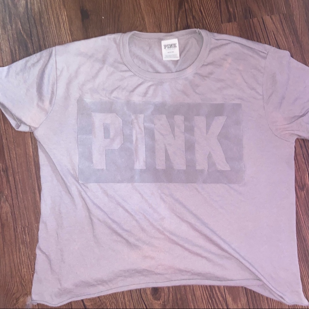 PINK Victoria’s Secret crop top